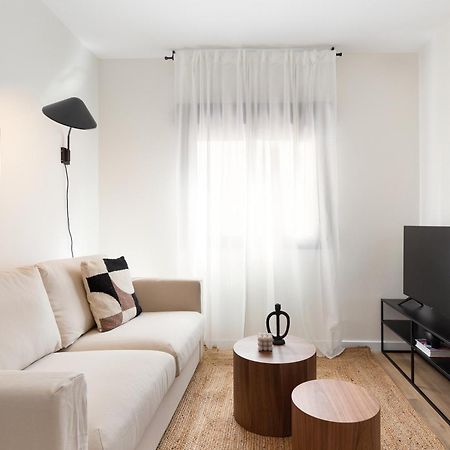 Urban Chill Apartments By Olala Homes L'Hospitalet de Llobregat Exterior foto