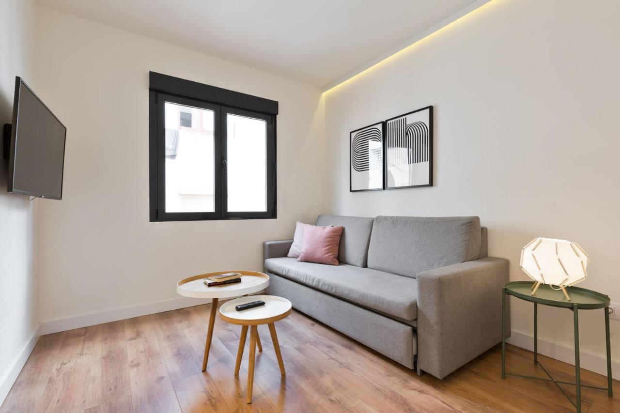 Urban Chill Apartments By Olala Homes L'Hospitalet de Llobregat Exterior foto